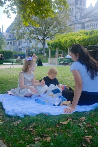 Family picnic near Sacré-Cœur